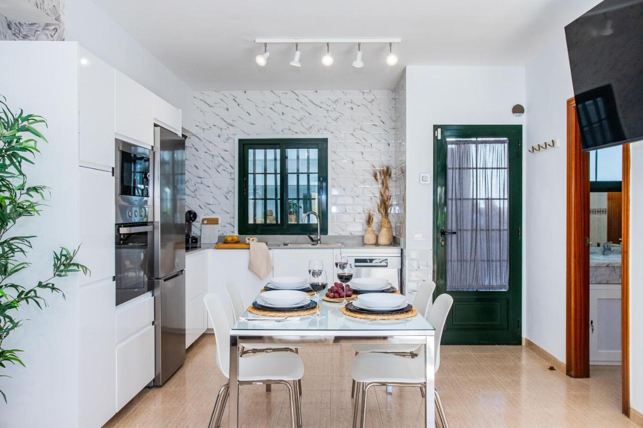 Casa Evelyn Piscina Climatizada Villa Playa Blanca  Kültér fotó