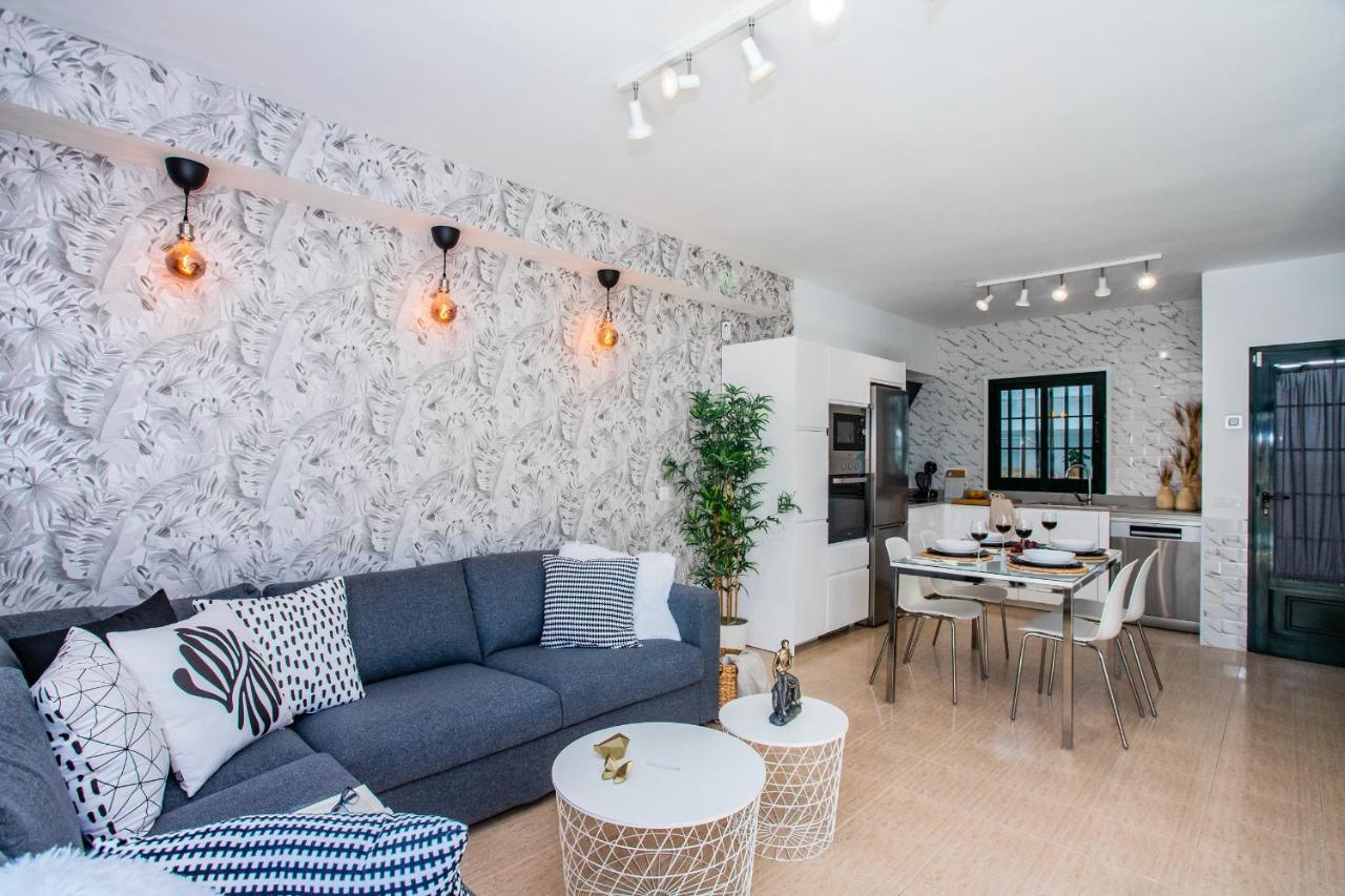 Casa Evelyn Piscina Climatizada Villa Playa Blanca  Kültér fotó